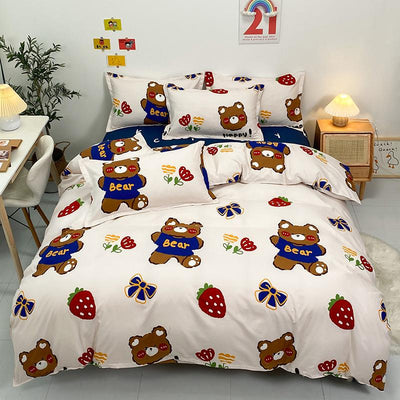 Snugglify - Bear Loves Strawberries Bedding Set