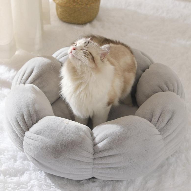 Snugglify - Flower Shaped Cat Bed