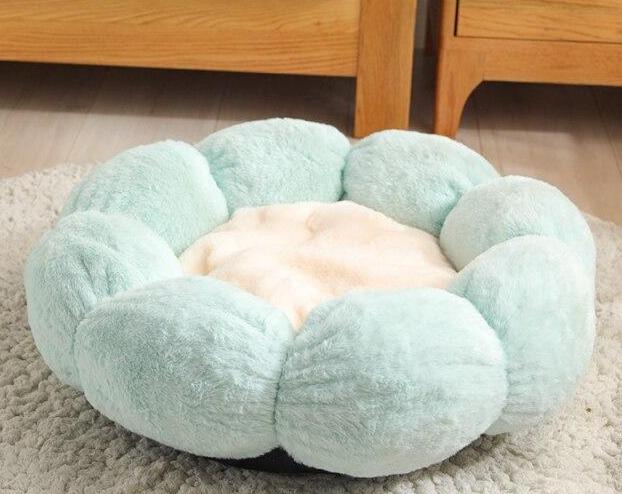 Snugglify - Flower Shaped Cat Bed