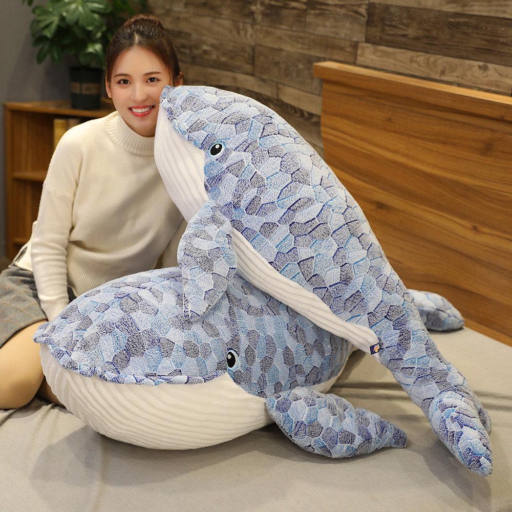 Snugglify - Maggie - The Giant Whale